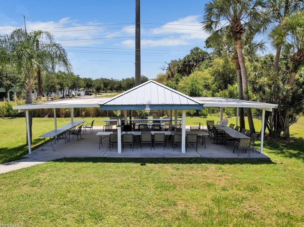 1100 Pondella Rd, Cape Coral FL  33909-5149 exterior