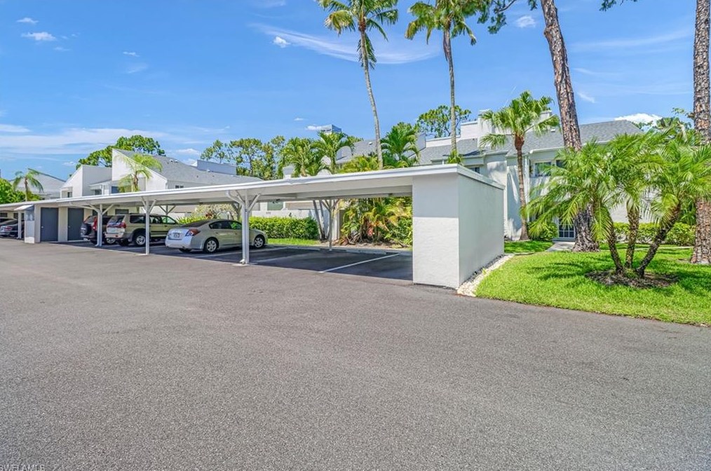 3140 Kings Lake Blvd #7548, Naples, FL 34112