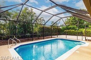 272 Forest Hills Blvd, Naples, FL 34113-7522