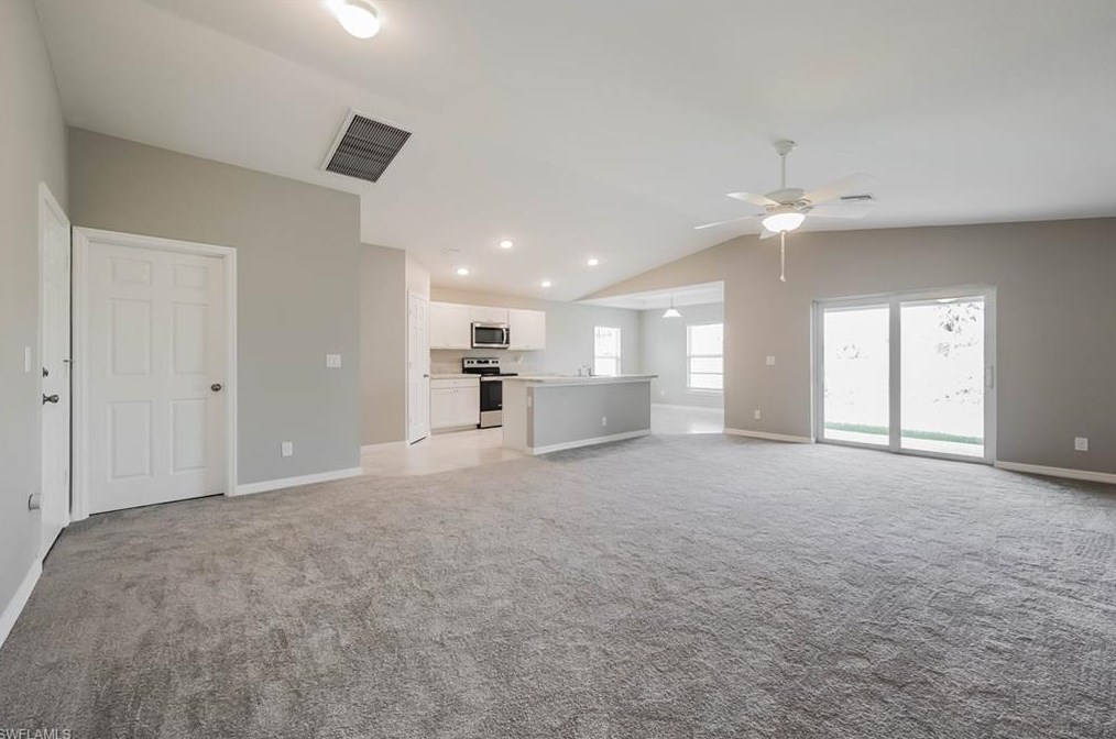 3114 70th St W, Lehigh Acres, FL 33971