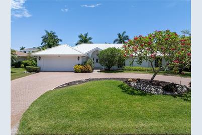 626 Regatta Rd, Naples, FL 34103 - Photo 1