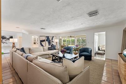 626 Regatta Rd, Naples, FL 34103 - Photo 8