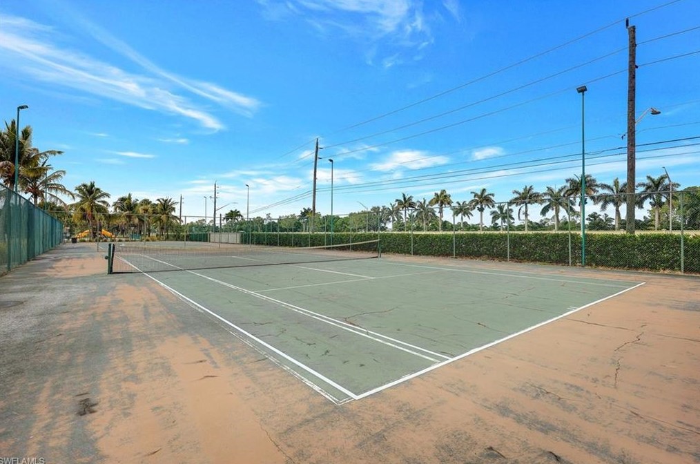 177 Santa Clara Dr, Naples FL  34104-5432 exterior