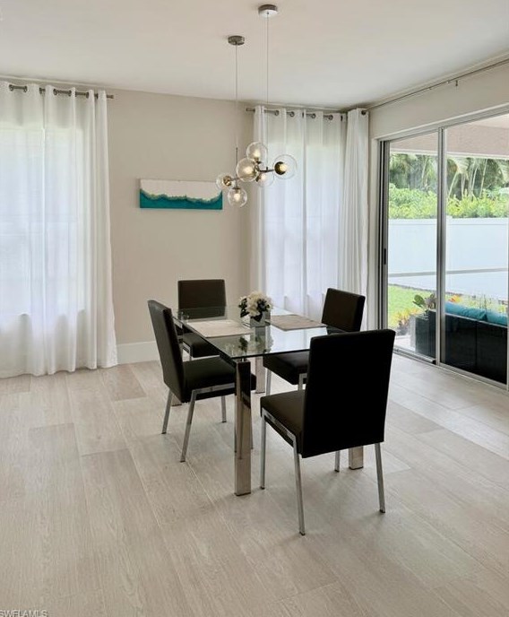 8260 Laurel Lk Blvd, Naples FL 34119-9797 exterior