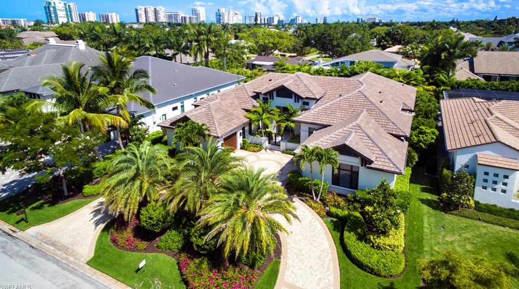 595 Regatta Rd, Naples, FL 34103-4138