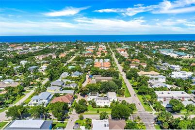 780 10th Ave S, Unit # 2, Naples, FL 34102 - Photo 1