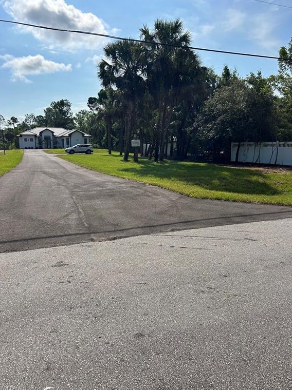 234 10th St, Naples, FL 34120-5048