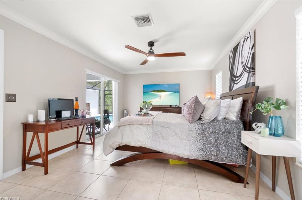 3280 18 Ave, Naples FL 34117-4524 exterior