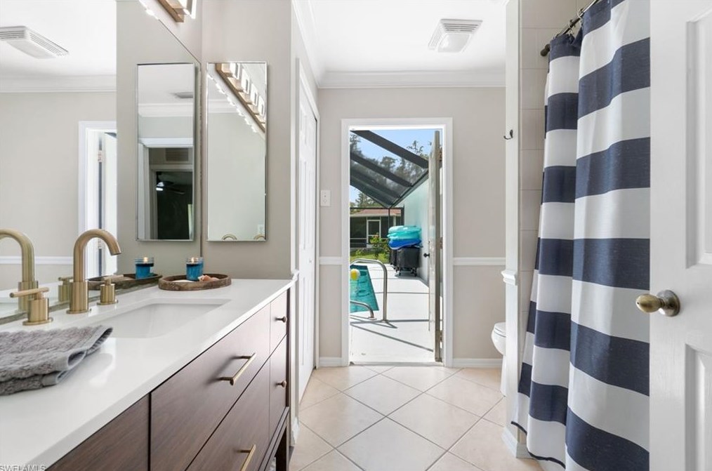 3280 18 Ave, Naples FL 34117-4524 exterior