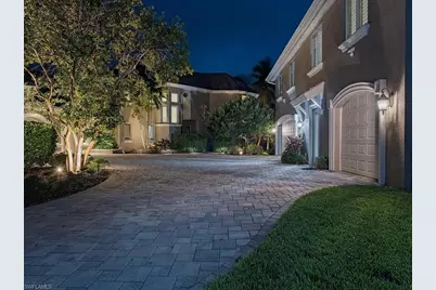2835 Silverleaf Ln, Naples, FL 34105 - Photo 6