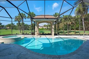 2835 Silverleaf Ln, Naples, FL 34105 - Photo 4