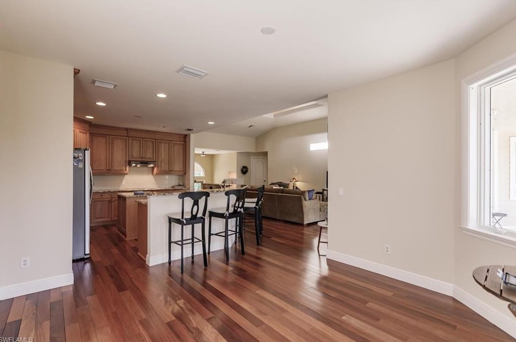 4551 1 Ave, Naples FL 34120-2704 exterior