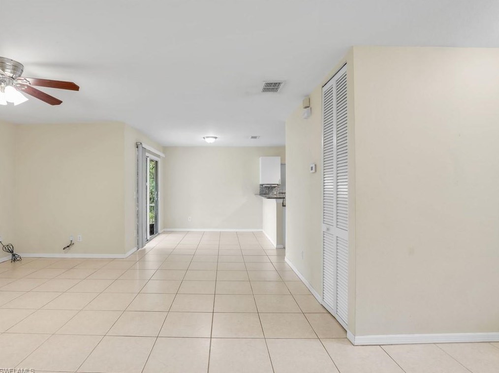 2845 31 Ave, Naples FL 34117-8449 exterior