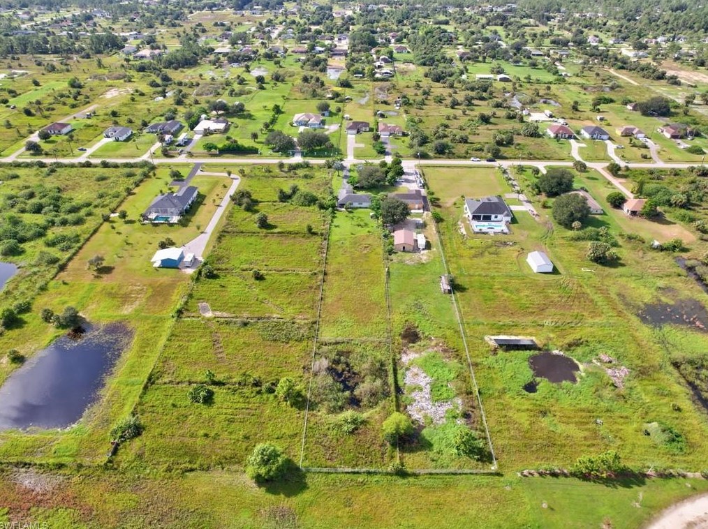 2845 31 Ave, Naples FL 34117-8449 exterior