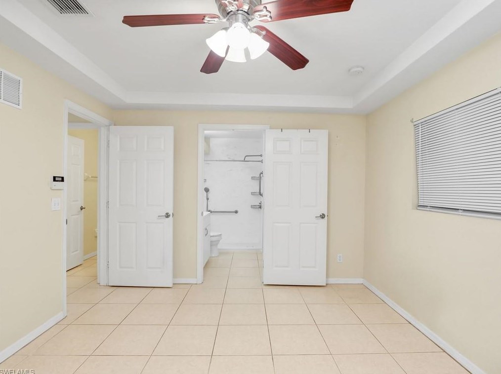 2845 31 Ave, Naples FL 34117-8449 exterior