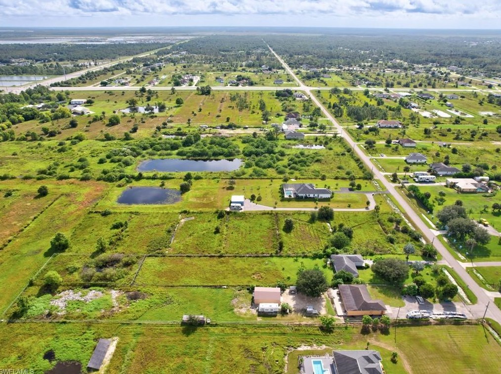 2845 31 Ave, Naples FL 34117-8449 exterior