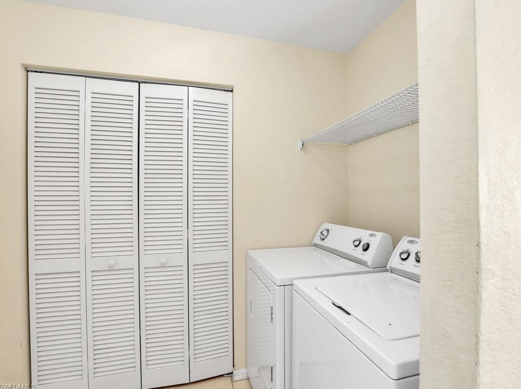 2845 31 Ave, Naples FL 34117-8449 exterior