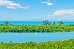 275 Indies Way, Naples, FL 34110 - Photo 2