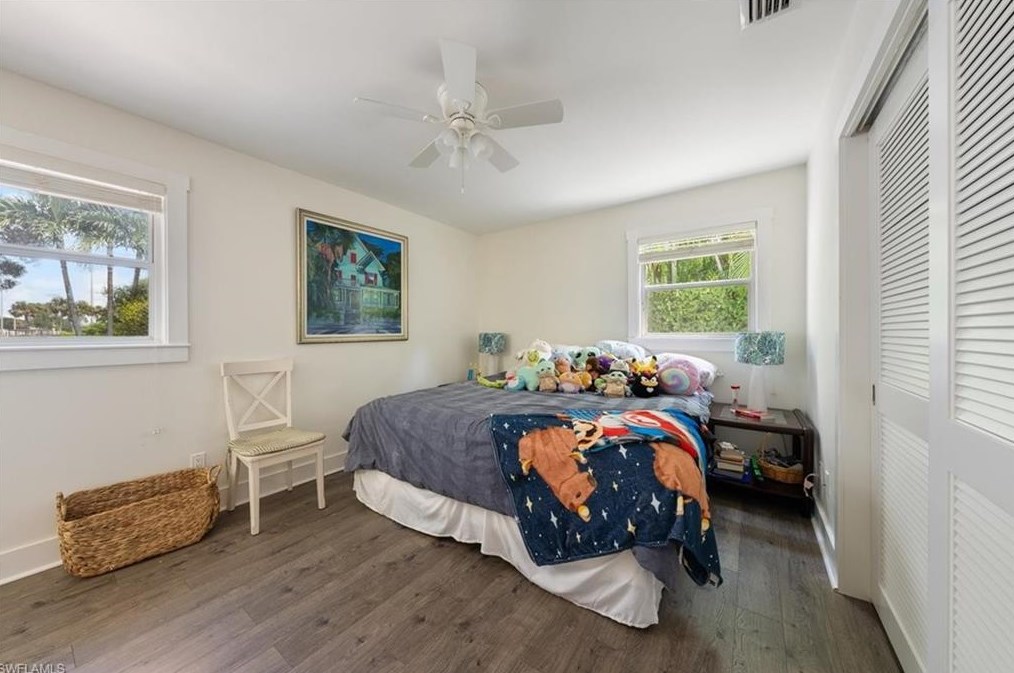 1171 14 Ave, Naples FL 34120-5600 exterior