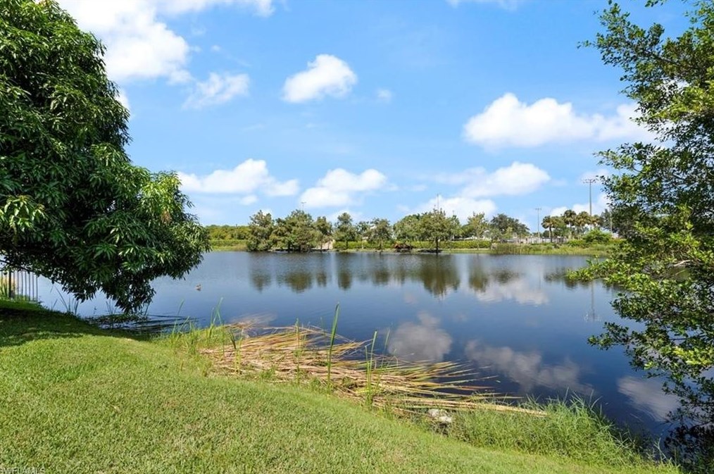 1171 14 Ave, Naples FL 34120-5600 exterior