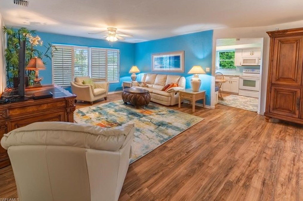 1031 Ridge St, Naples, FL 34103-4221