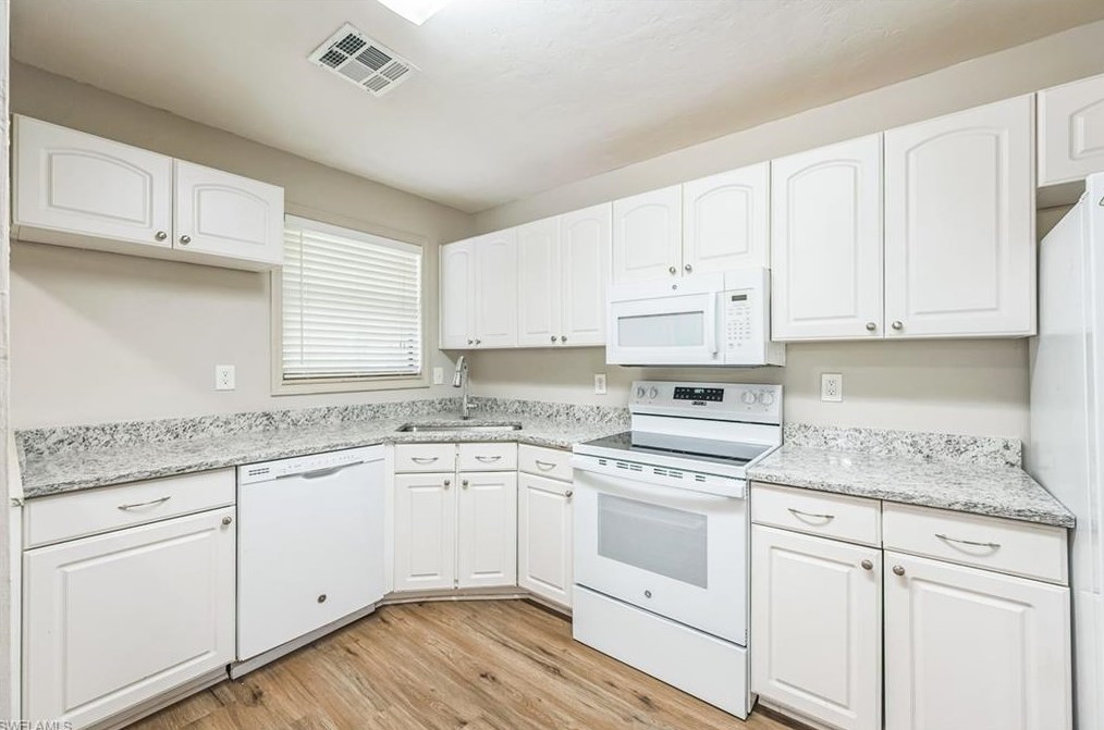 1170 21 St, Naples FL 34117-4308 exterior