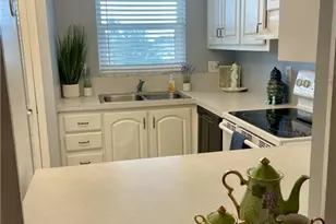 325 Charlemagne Blvd, Naples, FL 34112 - Photo 14