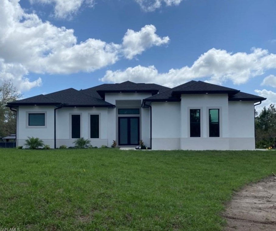 2862 14th Ave, Naples, FL 34117-3501