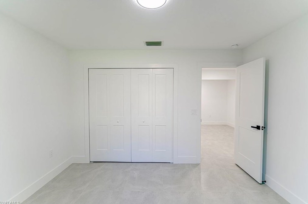 330 19 St, Naples FL 34117-3329 exterior