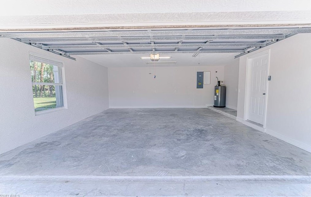 330 19 St, Naples FL 34117-3329 exterior