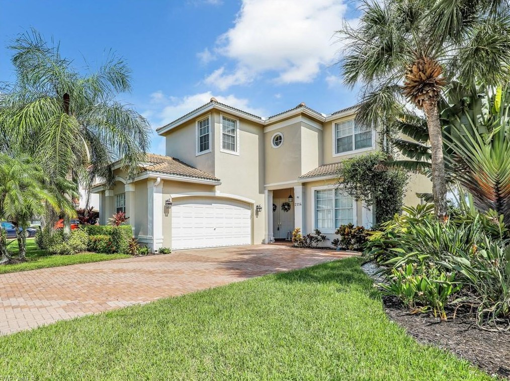 2114 Isla De Palma Cir, Naples, FL 34119-3406