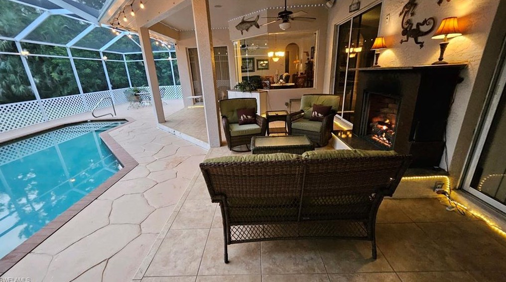 3241 25 Ave, Naples FL 34120-1387 exterior