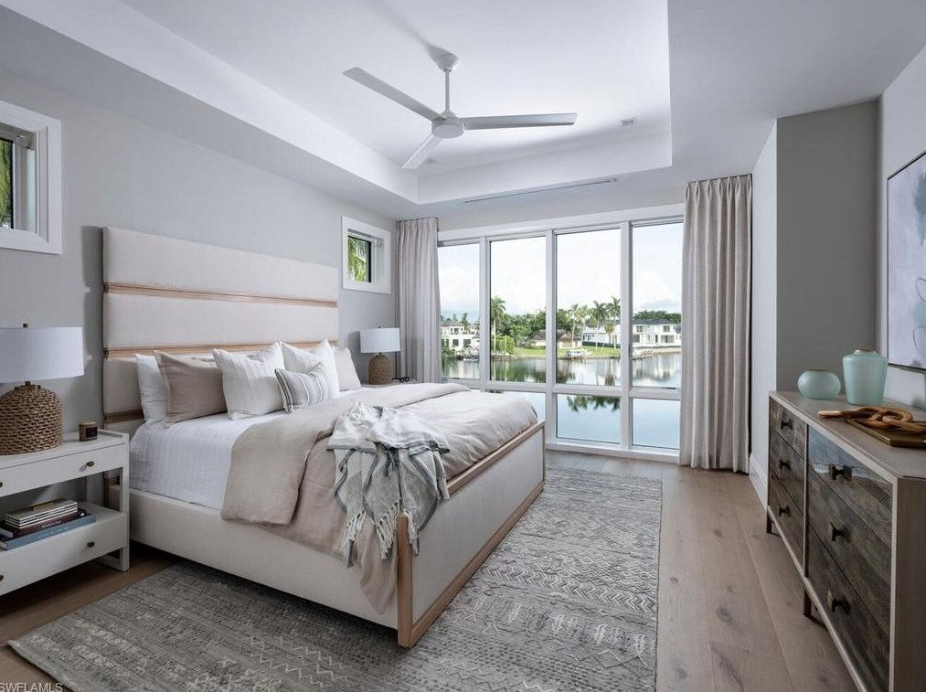 3131 Gin Ln, Naples FL 34102-7815 exterior