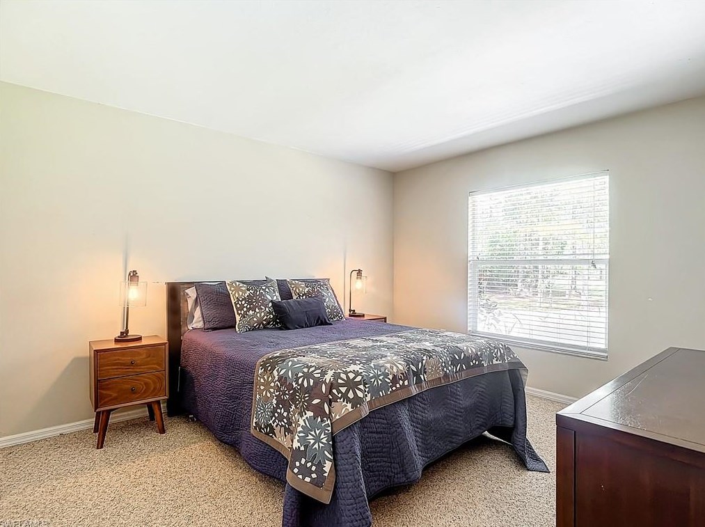 4490 1 Ave, Naples FL 34102-6006 exterior