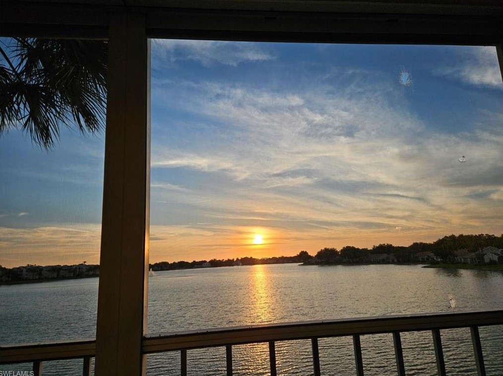 2885 Citrus Lake Dr, Naples, FL 34109-7658