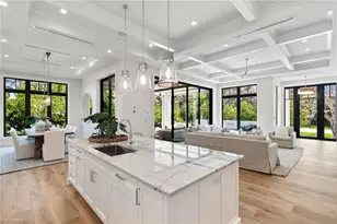 1191 7th Ave N, Naples, FL 34102 - Photo 4