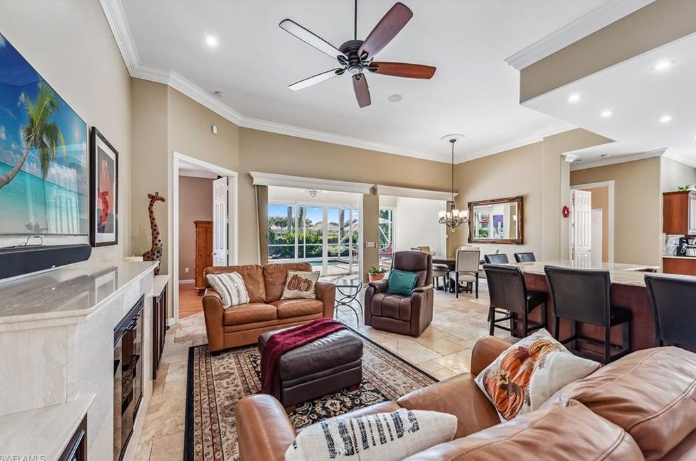 2881 Hatteras Way, Naples, FL 34119-7525