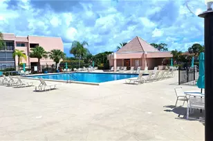 160 Turtle Lake Ct, Naples, FL 34105 - Photo 16