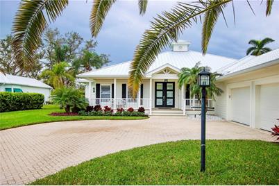 16170 Bentwood Palms Dr, Fort Myers, FL 33908 - Photo 2