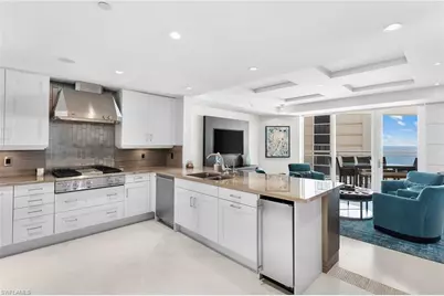 11125 Gulf Shore Dr #701, Naples, FL 34108 - Photo 16