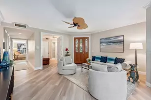 241 Colonade Cir, Naples, FL 34103 - Photo 10