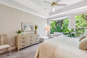 241 Colonade Cir, Naples, FL 34103 - Photo 12