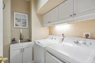 241 Colonade Cir, Naples, FL 34103 - Photo 20