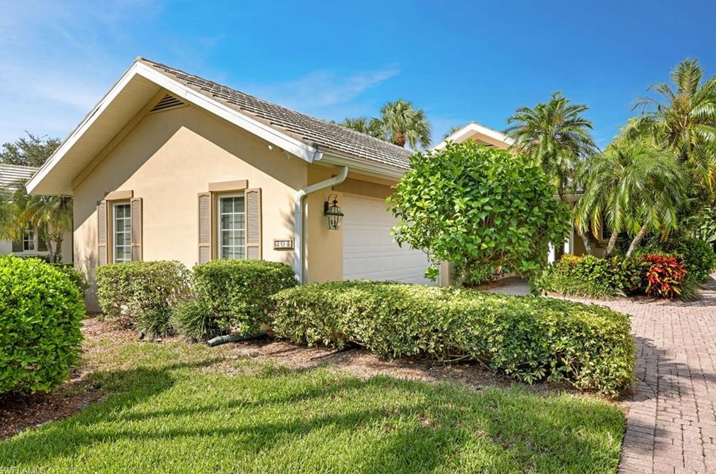 204 Edgemere Way, Naples, FL 34105-7102