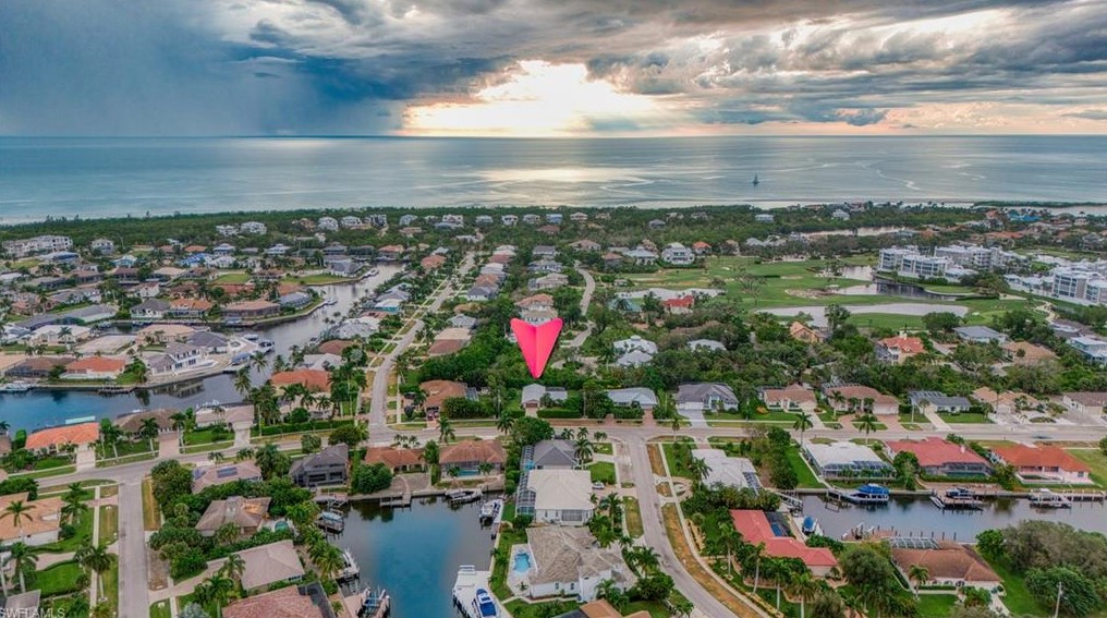 710 Kendall Dr, Marco Island, FL 34145-1944