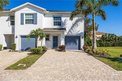 15433 Wildflower Cir, Naples, FL 34119 - Photo 1