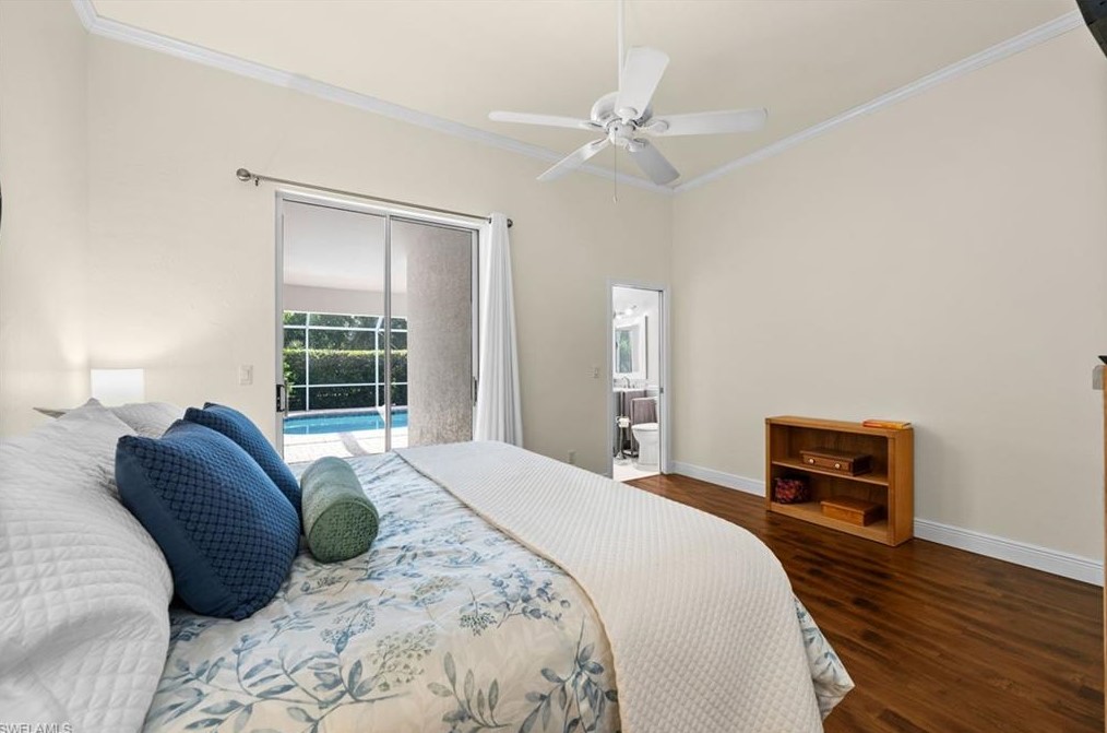 645 Lambton Ln, Naples FL 34104-8305 exterior