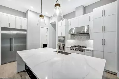 933 11th St SW, Naples, FL 34117 - Photo 4