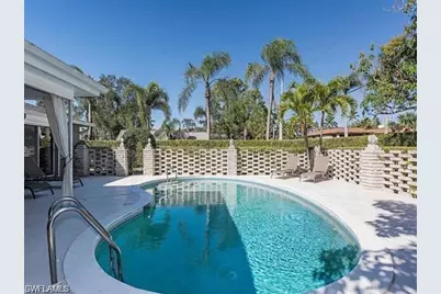 1175 Sandpiper St, Naples, FL 34102 - Photo 2