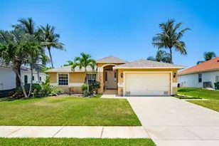 160 Kirkwood St, Marco Island, FL 34145 - Photo 2